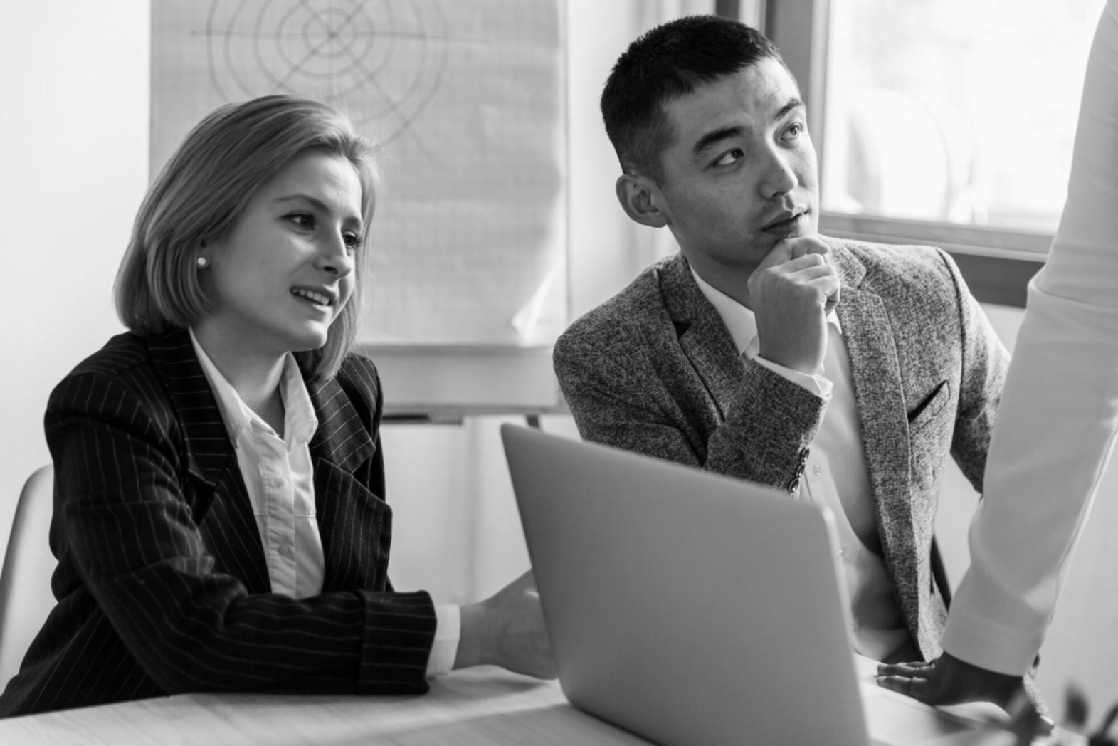 Professionelle Finanzanalyse mit modernen Bewertungsmethoden